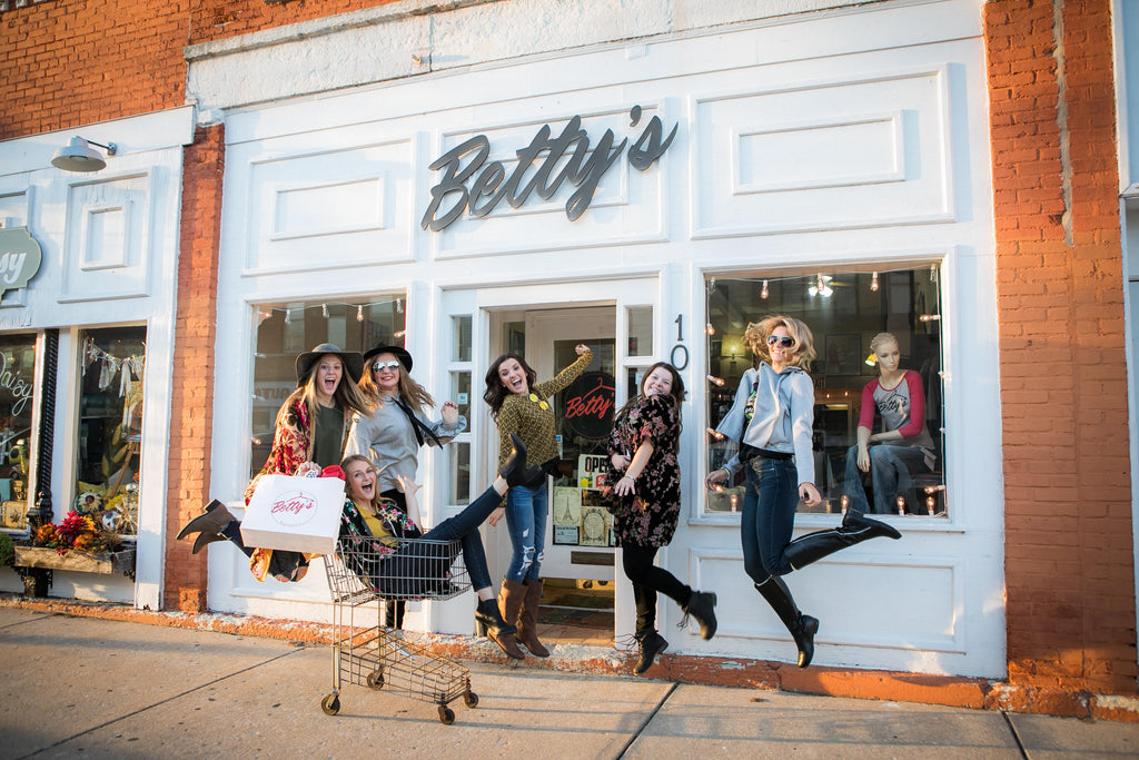 Bettys Storefront Shoppers
